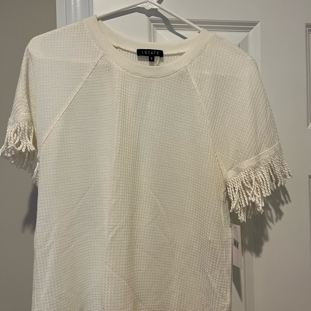 Womens short sleeve top